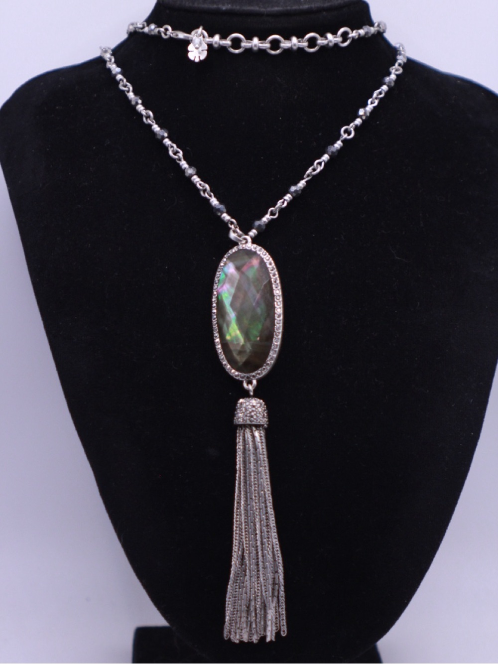 Lucky Brand Silver-Tone MOP Style double sided Beaded Lariat Necklace 32”